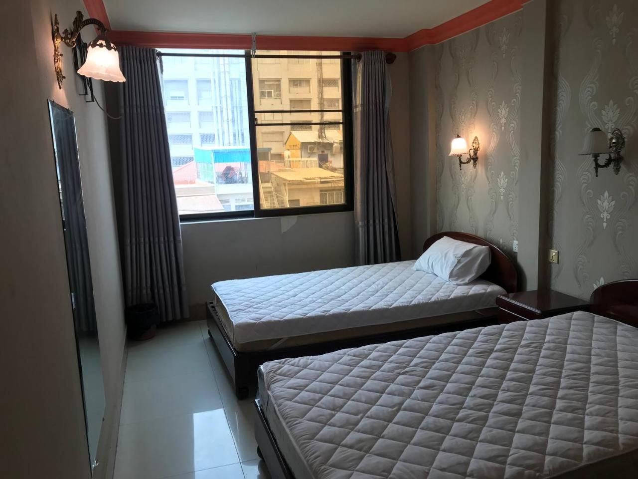 Rs Galaxy Hotel Phnom Penh Exterior photo